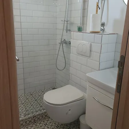 Riva Srebrno Jezero *