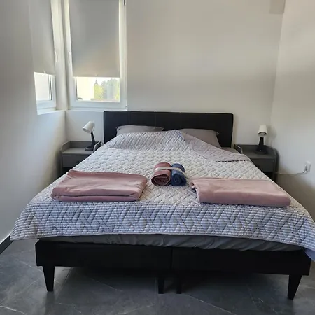 Riva Srebrno Jezero * Veliko Gradište